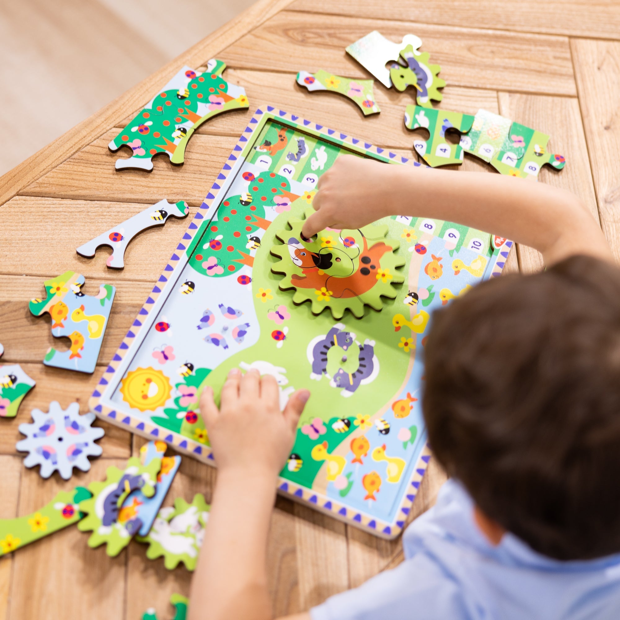 Animal Chase I-Spy Wooden Gear Puzzle Y4