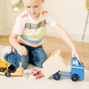 Classic Toy Dump Truck & Loader Q7