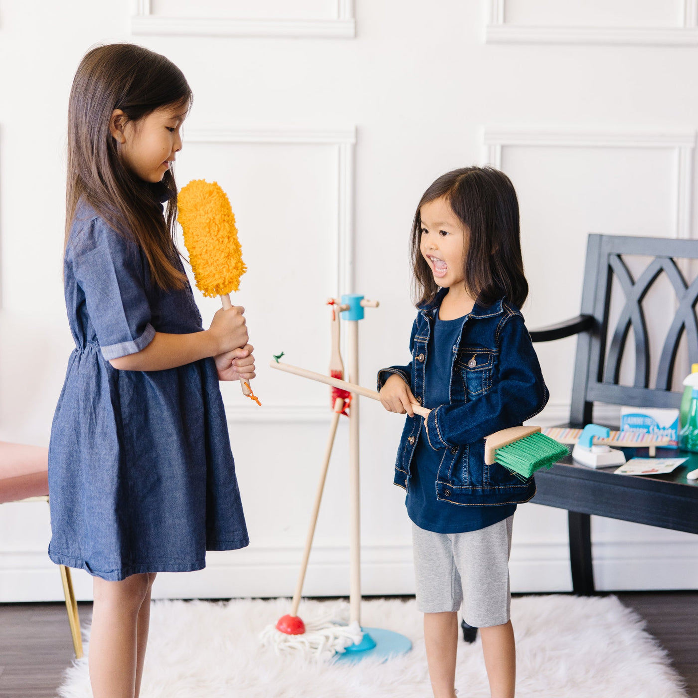 Deluxe Cleaning & Laundry Play Set E0