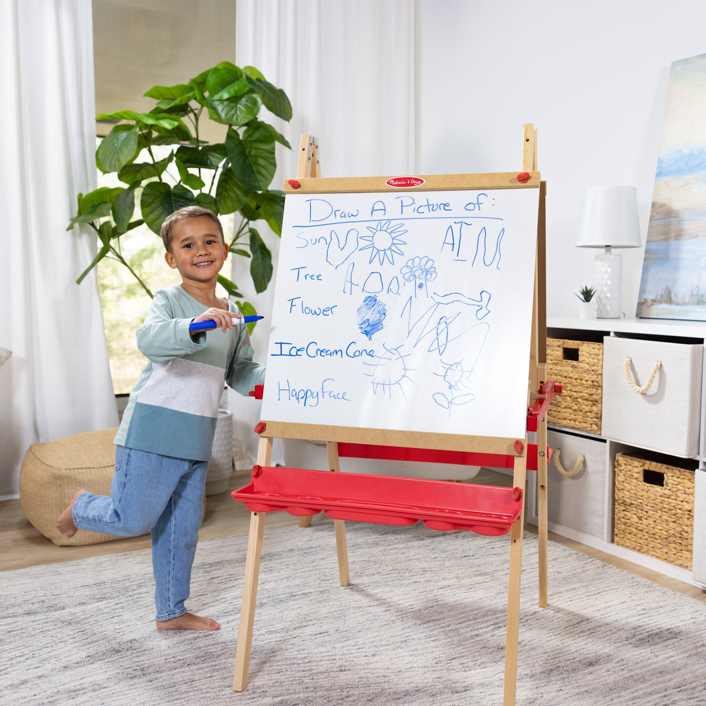 Deluxe Magnetic Standing Art Easel M1