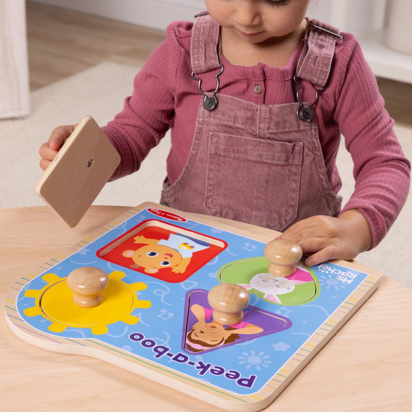 Ms. Rachel™ Wooden Peek-a-Boo Jumbo Peg Puzzle – 4 Pieces G7