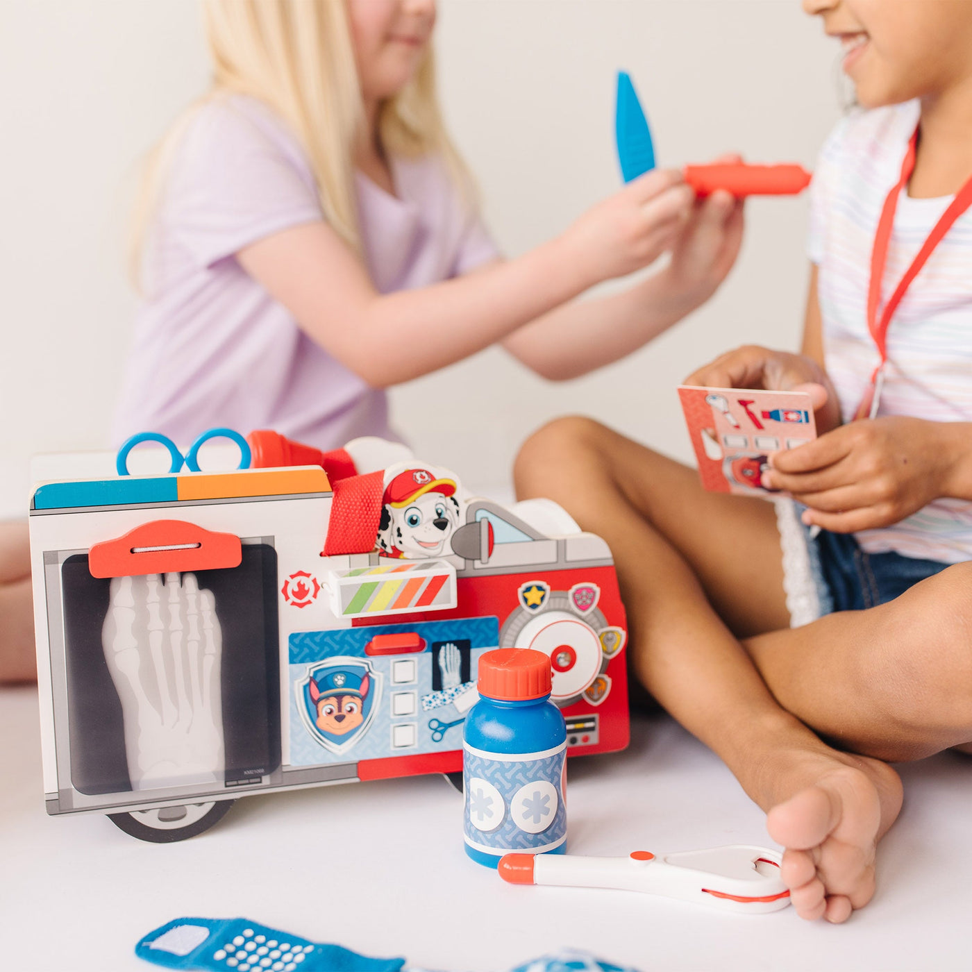 PAW Patrol Marshall's Wooden Rescue Caddy G0