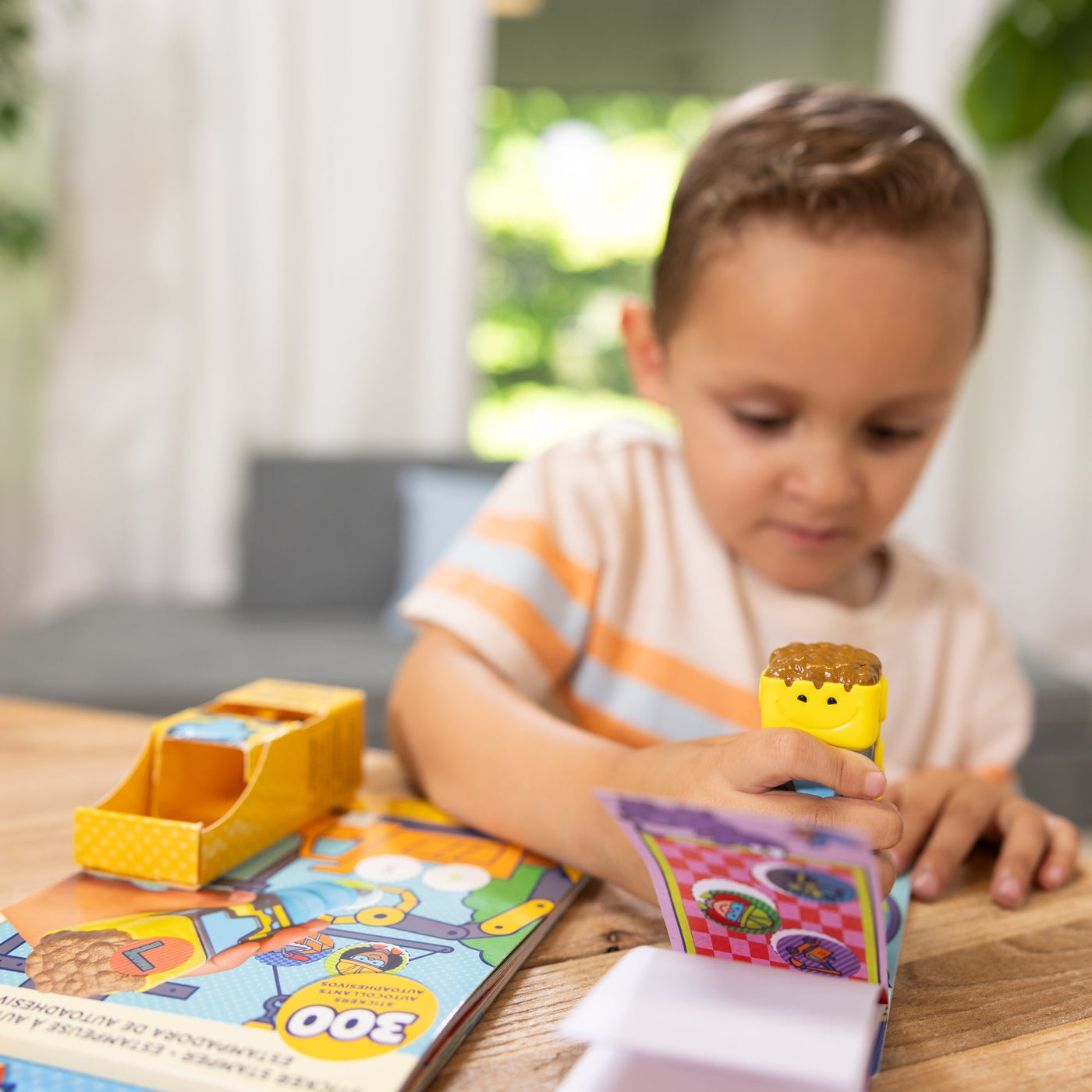 Sticker WOW!™ Activity Pad & Sticker Stamper - Bulldozer N5