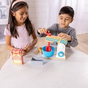 Wooden Make-a-Cake Mixer Set N7